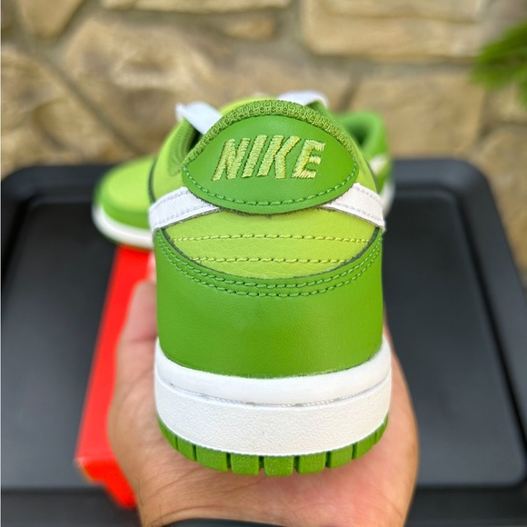 Nike Dunk Low “Chlorophyll” Size 13c Preschool - Picture 8 of 12
